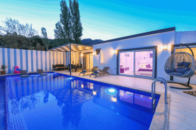 Villa Barış İkizce