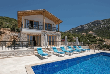 Villa Nazlı-Sarıbelen